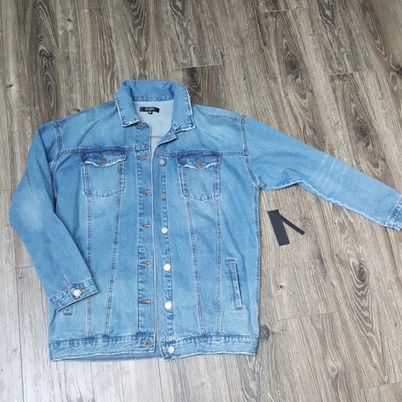 Oversized Denim Jacket - Picture 2 of 3